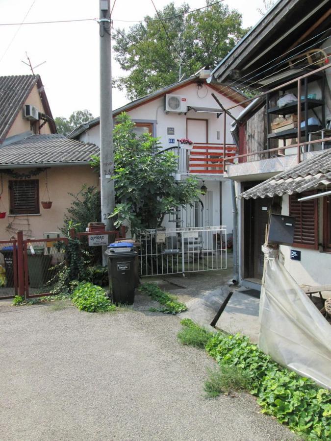 Apartment " Studio Green " Free Parking, Self Check-In Zagreb Exterior photo